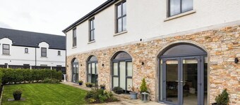 Homestead Hillsborough, 1-Bed Apt • Sleeps 3