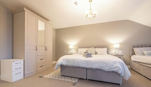 Room - Homestead Hillsborough, 1-Bed Apt • Sleeps 3 (Hillsborough)