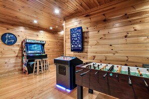 Spielezimmer