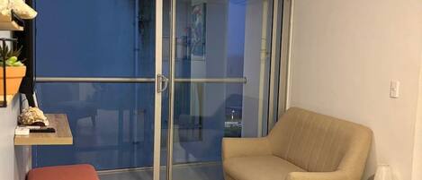 Apartment, 3 Bedrooms, Accessible | Interior