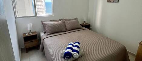 Apartment, 3 Bedrooms, Accessible | 3 bedrooms