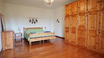 Comfort-Doppelzimmer, Balkon, Gartenblick