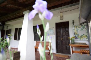 Exterior detail - B&b Ponte Pietra (Salussola)