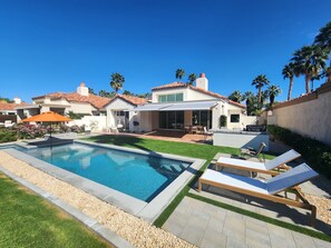 Outdoor pool, a heated pool - PGA West beautiful remodeled house with private pool & spa, stunning views (La Quinta)