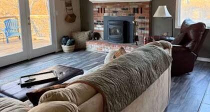 Riverfront Property
Deschutes River House