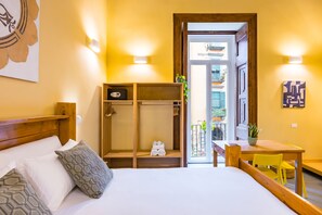 Chambre Triple Supérieure, vue ville