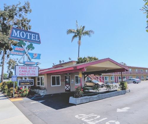 Cloud 9 Motel Cypress Buena Park
