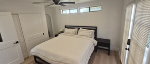 1 Schlafzimmer, Bügeleisen/Bügelbrett, kostenloses WLAN, Bettwäsche