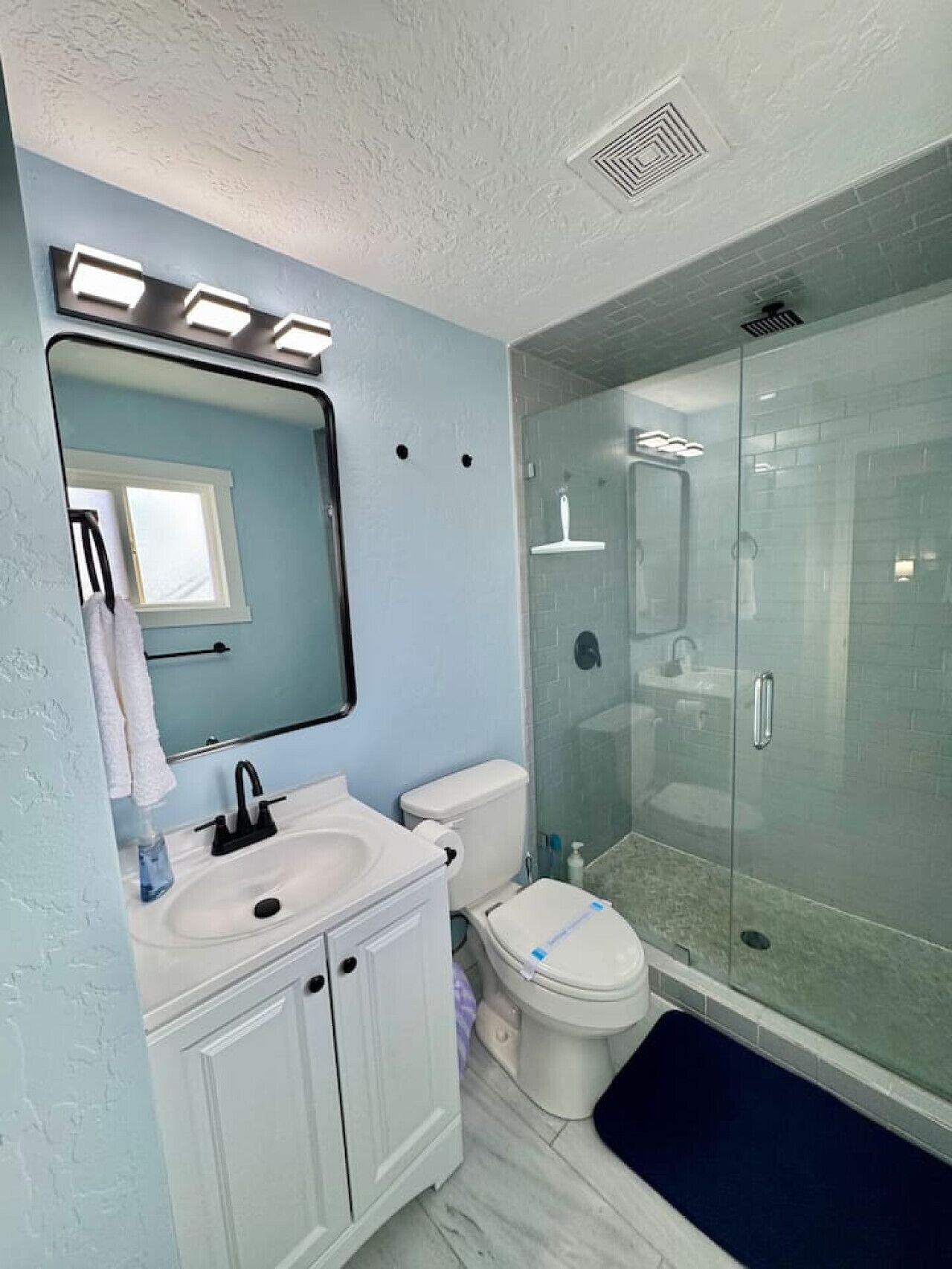 Hair dryer, towels