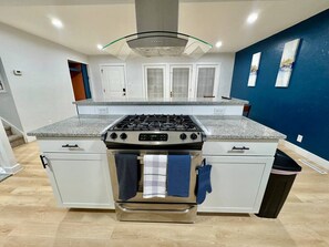 Fridge, microwave, oven, stovetop - SLC Airport 12 min • Skyline Sanctuary • Golf 5mn (Salt Lake City)