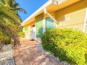 Exterior - Vrbo Property (Boynton Beach)