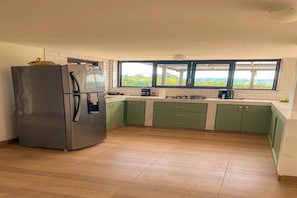 Horno y placa de cocina