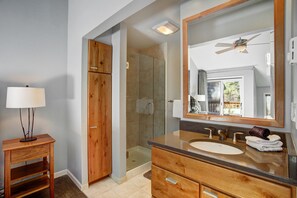 Hair dryer, towels - Breckenridge 164 by Top Villas (Breckenridge)