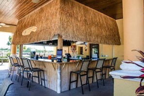 Bar (in der Unterkunft)