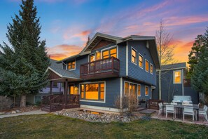 Exterior - NEW Skyfall Haus Duo - 6BR Ultimate Downtown Pad 22034 (Breckenridge)