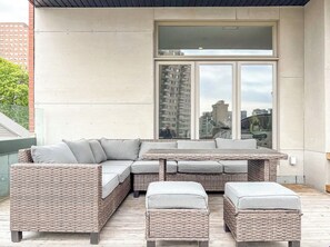 Outdoor dining - Exquisite Penthouse4BR- Downtown Montreal (Montréal)