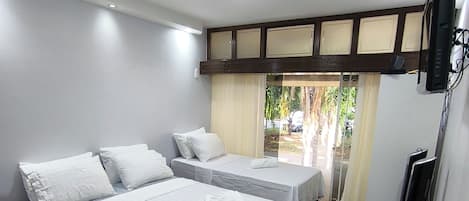 1 chambre, fer et planche Ă repasser, Wi-Fi, literie fournie