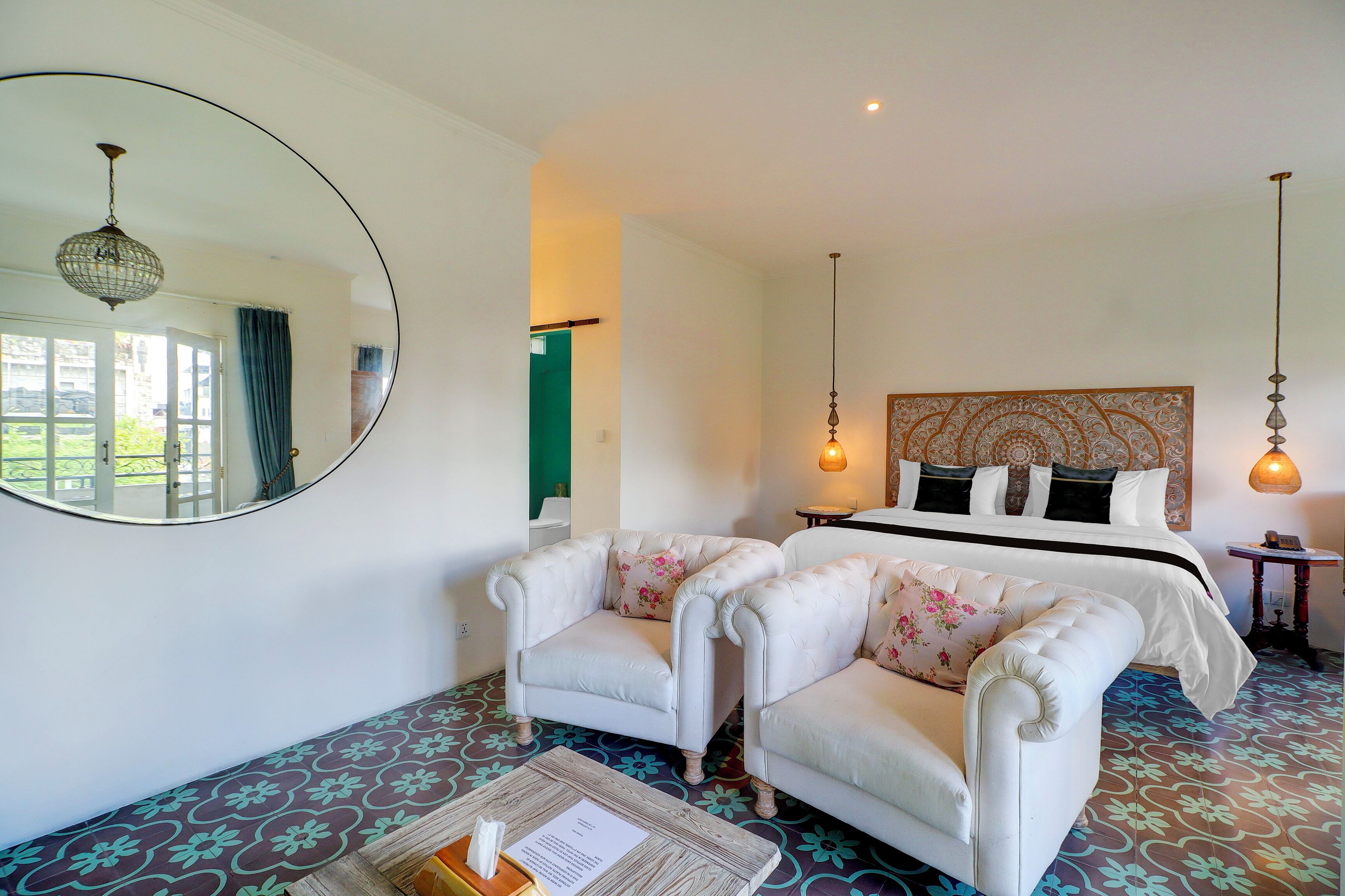 Suite Junior, balkon | Setrika/meja setrika, Wi-Fi gratis, dan seprai linen