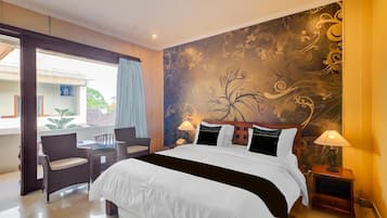 Deluxe Suite, Balcony