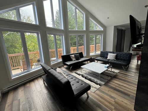 Pool Table, Private Beach | Breakfast Included