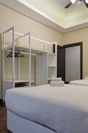 3 bedrooms, iron/ironing board, free WiFi, bed sheets - VESTA  - Luxury APT - 3BR - South Academy (III) (New Cairo City)