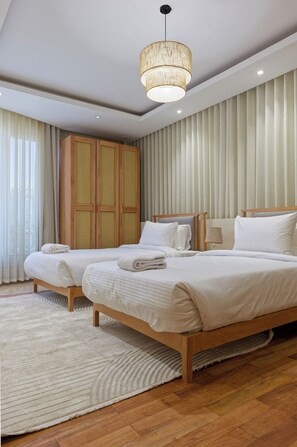 4 bedrooms, iron/ironing board, free WiFi, bed sheets - VESTA  - Luxury APT - 4BR - New Cairo (II) (New Cairo City)