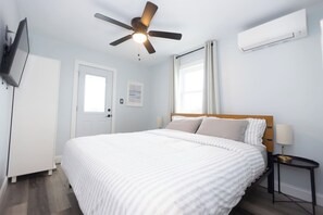 Room - Buttercup 3 Beach Escape/AC/KB/ Free Parking/ Deck (Wildwood Crest)