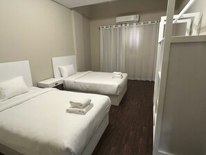 5 sovrum, strykjärn/strykbräda, gratis wi-fi och sängkläder