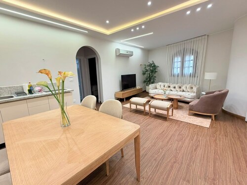 VESTA  - Luxury APT - 3BR - South Teseen (III)