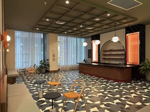 Lobby - Crosby ID0039 · Unit 2015 (Miami)