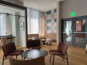 Lobby - Crosby ID0040 · Unit 1902 (Miami)