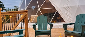 The Flats - Premium Dome at Granda Rose Retreat