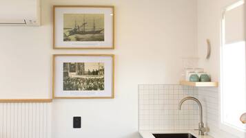 Basic Studio, Harbor View