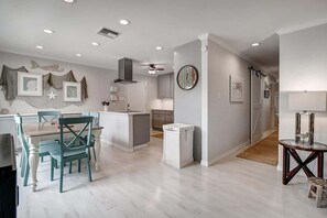 Dining - Sandy Beach Retreat,  Escape to a coastal paradise in this charming 3-bedroom, 2-bath house in Fulton, Texas! (Fulton)