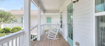 Coast Oaks Cottage 5