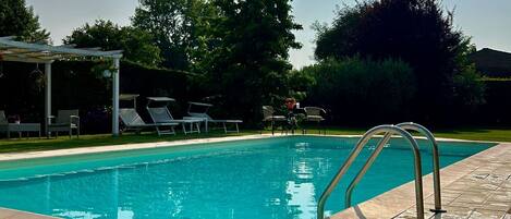 Piscine extérieure