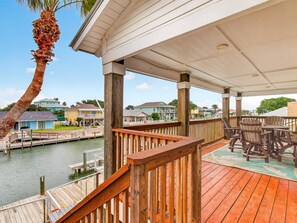 Outdoor dining - The Redfish Palm -  Rockport, Texas (Rockport)
