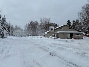 Exterior - Beavers Resort - Cabin 5 (Mercer)