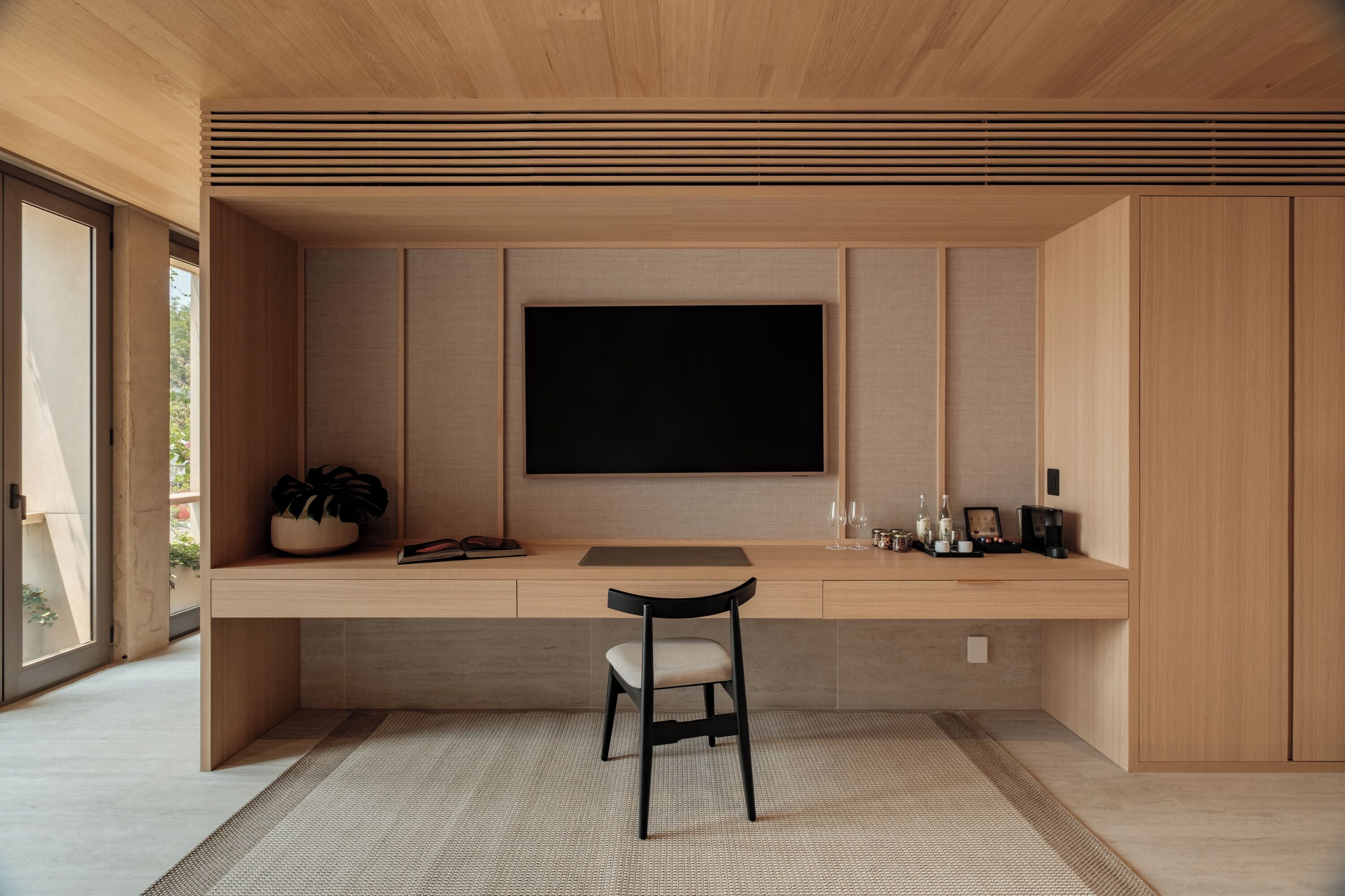 Ropa de cama hipoalergénica y minibar 