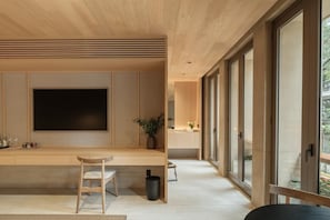 防过敏的被褥、迷你吧、客房内保险箱、办公桌