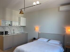 1 camera, ferro/asse da stiro, Wi-Fi, lenzuola
