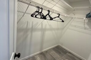 Interior - 3-bedroom house in terrific Sarasota with Heated pool ,close to Airport beaches (Sarasota)