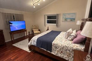 Room - 3-bedroom house in terrific Sarasota with Heated pool ,close to Airport beaches (Sarasota)