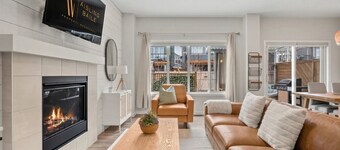 Sundown Haven | Fenced Yard | Park | Crib | Pets