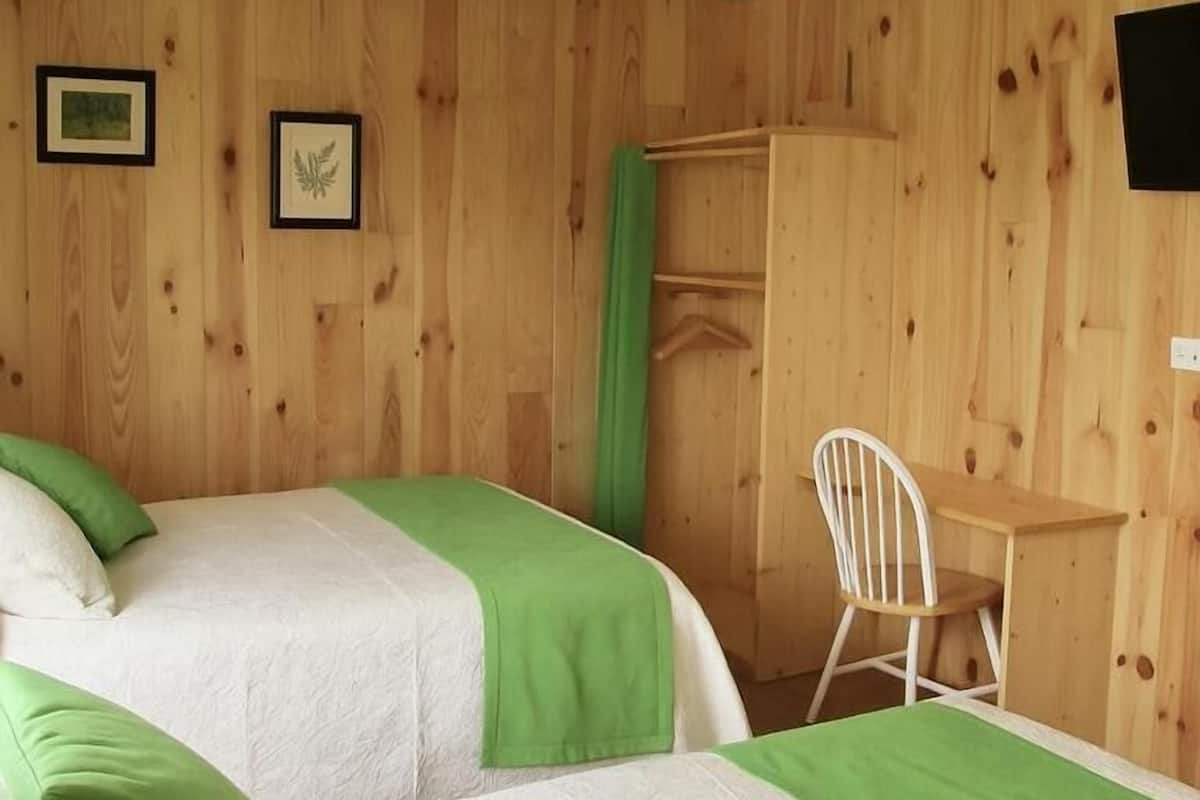 Comfort Double Room, Courtyard View | Desk, free WiFi