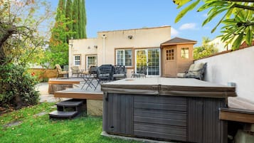 Maison, 5 chambres, accessible aux personnes à mobilité réduite | Terrasse/patio