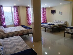 Room - Malabar Cottage - Panoramic Mountain View (Kodaikanal)