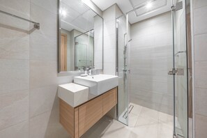 Studio - Free Housekeeping Visits During Your Stay - Stayshort - Contemporary Studio Retreat in Meydan That Sleeps 2 (Dubai)