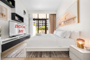 Studio - Free Housekeeping Visits During Your Stay - Stayshort - Contemporary Studio Retreat in Meydan That Sleeps 2 (Dubai)
