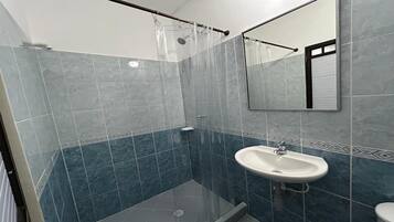 Comfort Double Room | Bilik Mandi